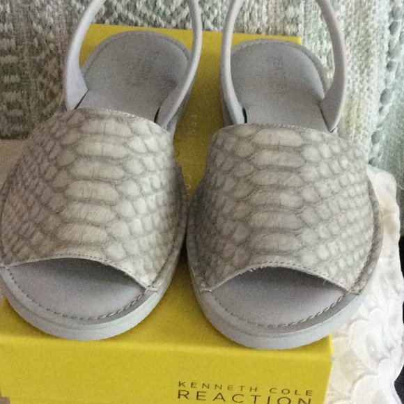 Kenneth Cole REACTION Sandal - Picture 6 of 16